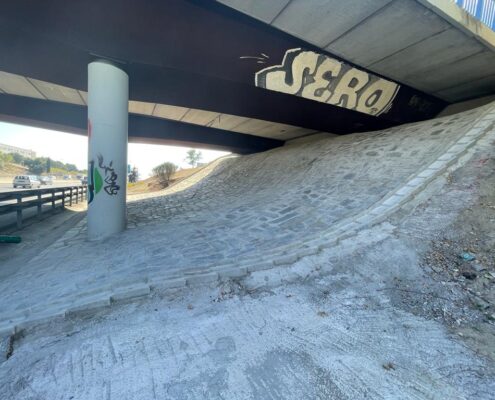 Trabajo de encachado en Madrid – Puente M40